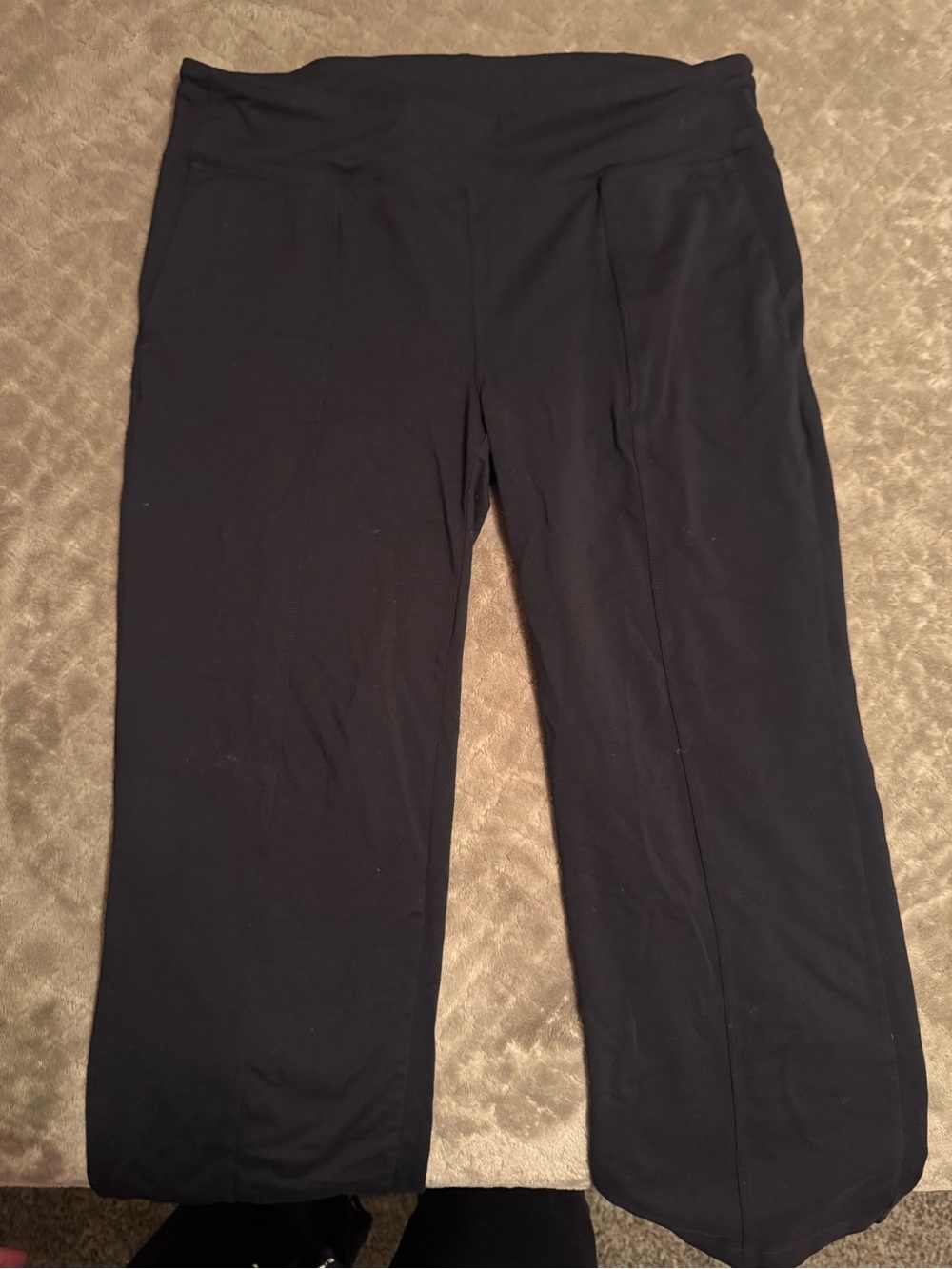 Athleta Black Cropped Yoga Pants XL